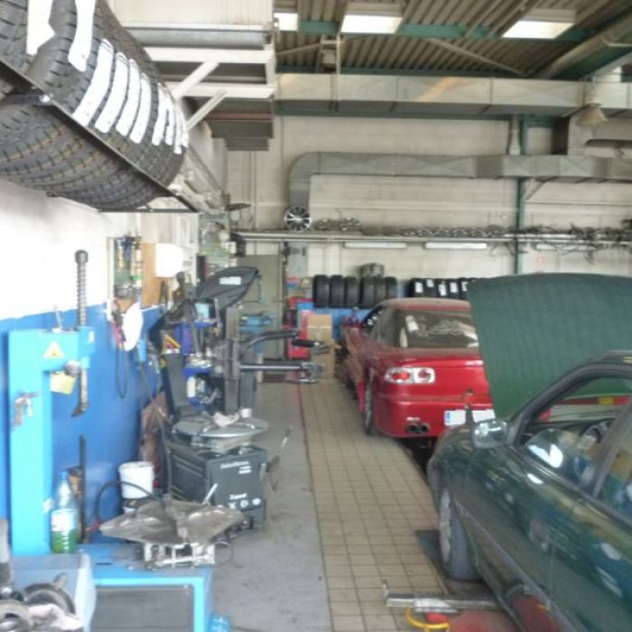 Auto-Box Gliwice Klimabox - warsztat samochodowy, układ zapłonowy